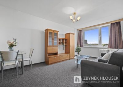 Prodej bytu 2+KK/L, Praha 4 - Háje, ul. Stříbrského