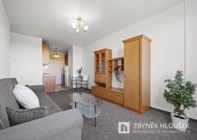 Prodej bytu 2+KK/L, Praha 4 - Háje, ul. Stříbrského