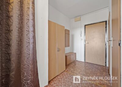 Prodej bytu 2+KK/L, Praha 4 - Háje, ul. Stříbrského