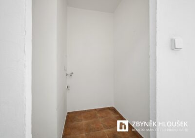 Prodej bytu 4+1/L, ul. Chalabalova, Praha 5 - Stodůlky